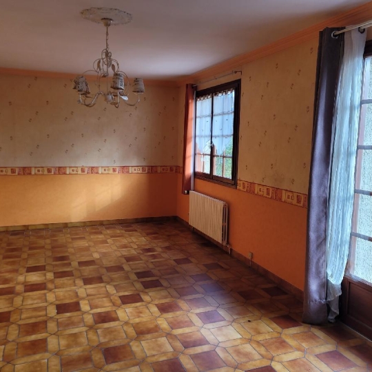  PERCHE VAL D`HUISNE IMMOBILIER : House | LE THEIL (61260) | 86 m2 | 145 000 € 