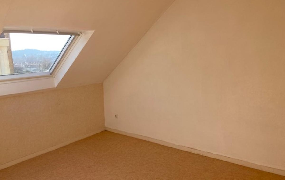 PERCHE VAL D`HUISNE IMMOBILIER : Apartment | NOGENT-LE-ROTROU (28400) | 77 m2 | 620 € 