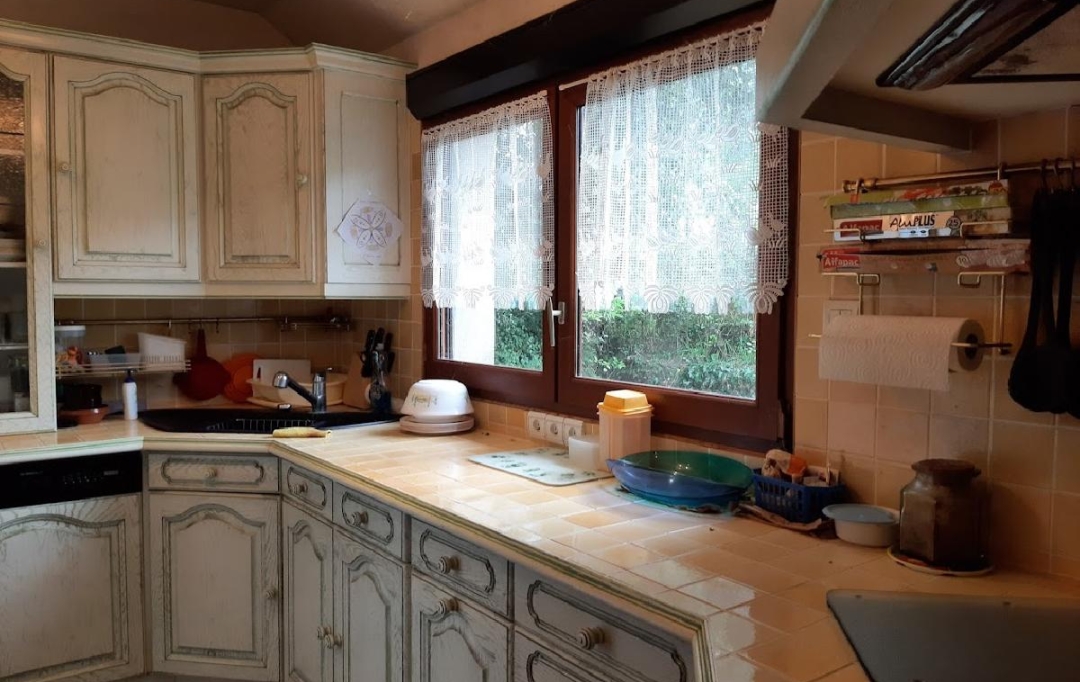 PERCHE VAL D`HUISNE IMMOBILIER : House | BRETONCELLES (61110) | 110 m2 | 90 000 € 