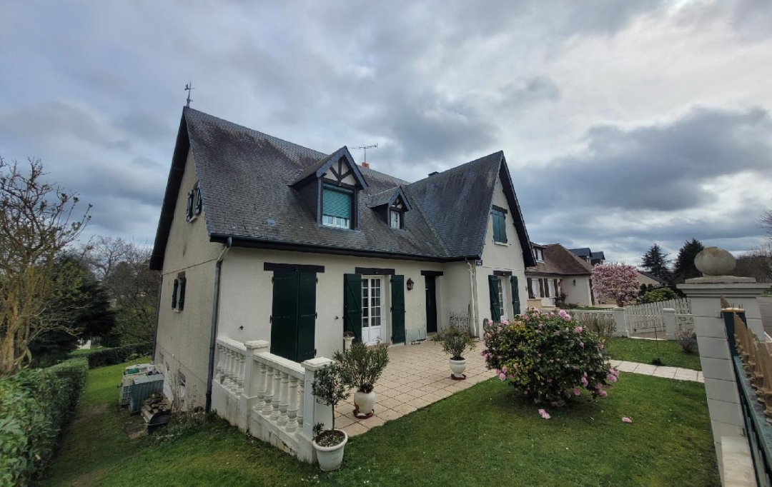 PERCHE VAL D`HUISNE IMMOBILIER : Maison / Villa | NOGENT-LE-ROTROU (28400) | 172 m2 | 340 000 € 