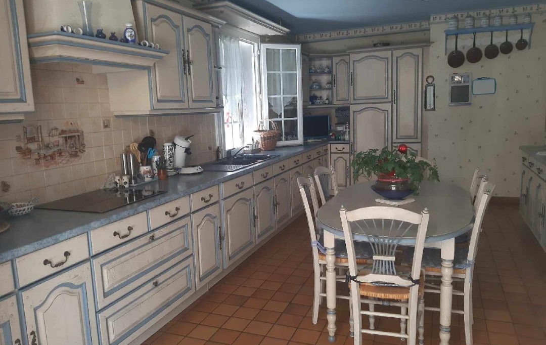 PERCHE VAL D`HUISNE IMMOBILIER : Maison / Villa | NOGENT-LE-ROTROU (28400) | 172 m2 | 340 000 € 