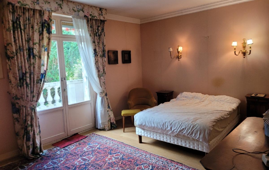 PERCHE VAL D`HUISNE IMMOBILIER : House | NOGENT-LE-ROTROU (28400) | 283 m2 | 450 000 € 