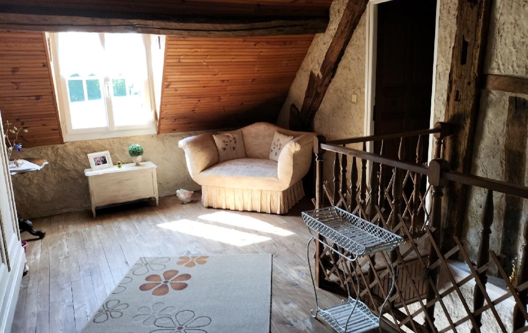 PERCHE VAL D`HUISNE IMMOBILIER : House | CORMES (72400) | 226 m2 | 435 000 € 