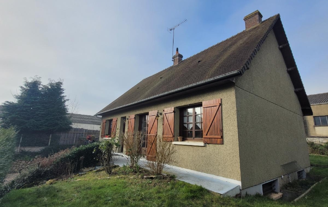 PERCHE VAL D`HUISNE IMMOBILIER : House | LE THEIL (61260) | 86 m2 | 145 000 € 