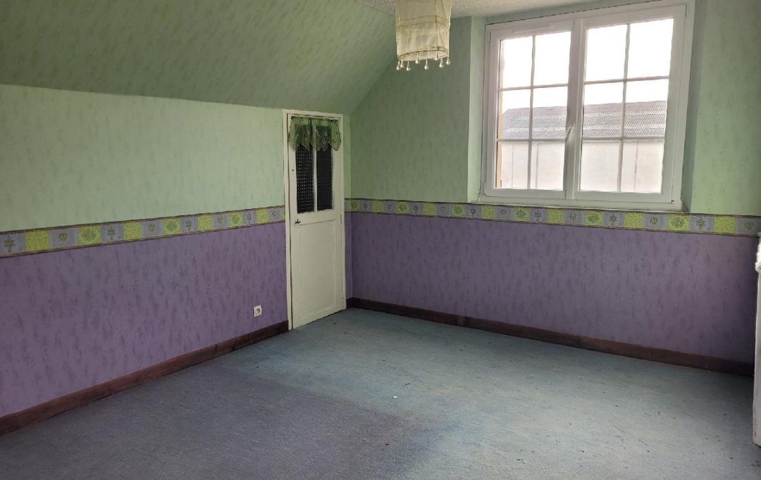 PERCHE VAL D`HUISNE IMMOBILIER : House | LE THEIL (61260) | 86 m2 | 145 000 € 