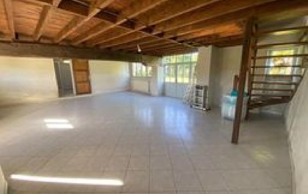PERCHE VAL D`HUISNE IMMOBILIER : House | CETON (61260) | 313 m2 | 441 000 € 