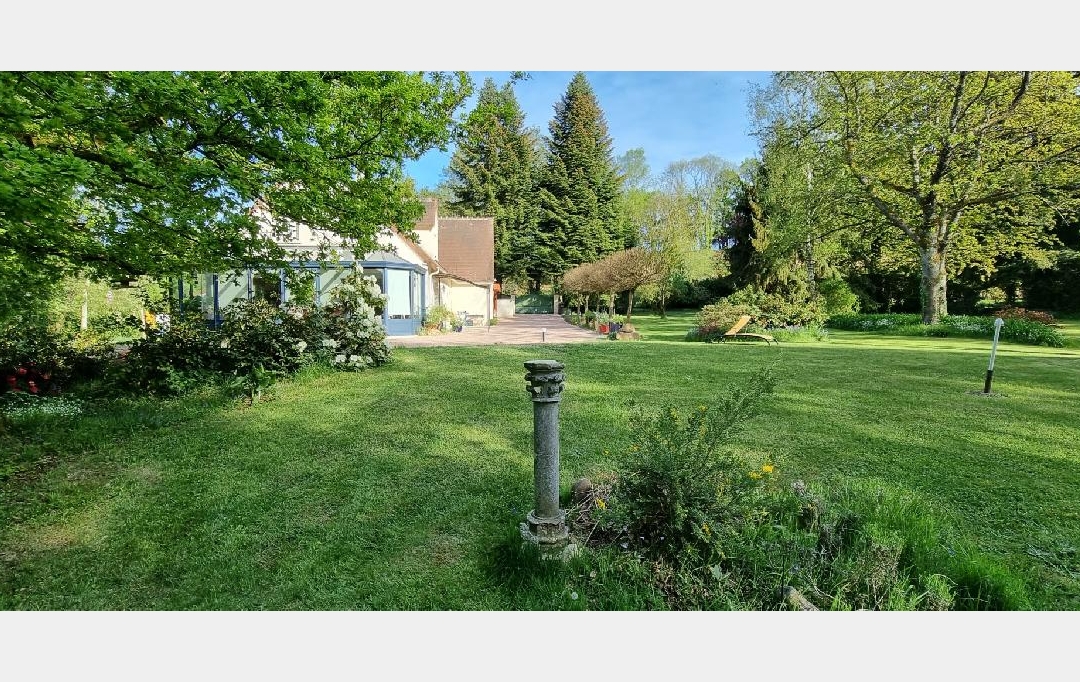 PERCHE VAL D`HUISNE IMMOBILIER : House | SAINTIGNY (28480) | 235 m2 | 395 000 € 
