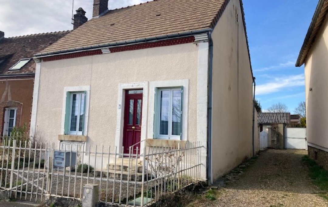 PERCHE VAL D`HUISNE IMMOBILIER : House | VAL-AU-PERCHE (61260) | 55 m2 | 65 000 € 