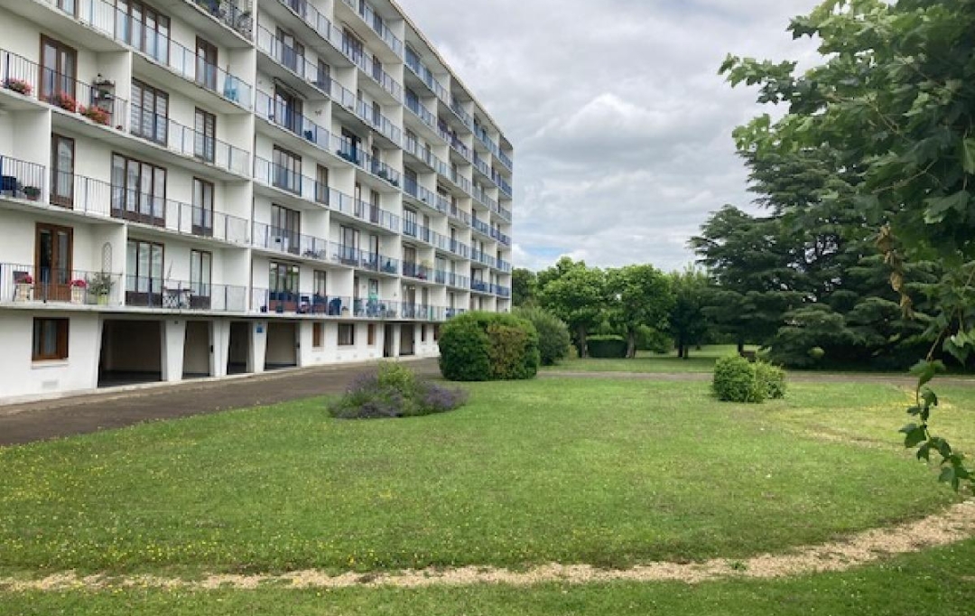 PERCHE VAL D`HUISNE IMMOBILIER : Appartement | NOGENT-LE-ROTROU (28400) | 67 m2 | 65 400 € 