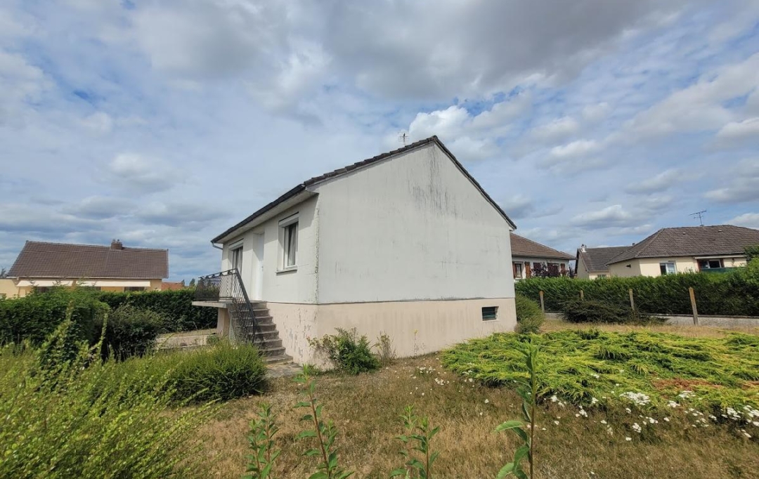 PERCHE VAL D`HUISNE IMMOBILIER : Maison / Villa | NOGENT-LE-ROTROU (28400) | 60 m2 | 71 000 € 