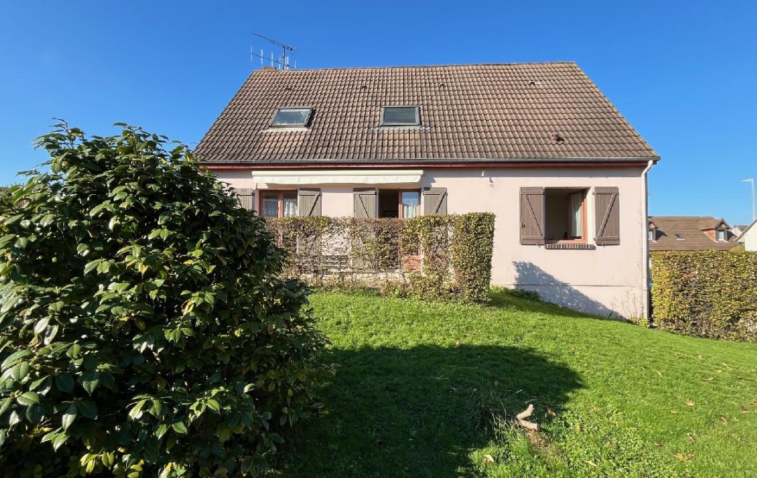 PERCHE VAL D`HUISNE IMMOBILIER : Maison / Villa | LE THEIL (61260) | 123 m2 | 161 200 € 