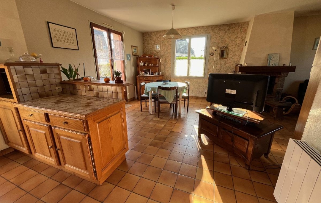 PERCHE VAL D`HUISNE IMMOBILIER : Maison / Villa | LE THEIL (61260) | 123 m2 | 161 200 € 
